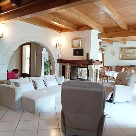 Maison De Authentique * Castelnau-Montratier
